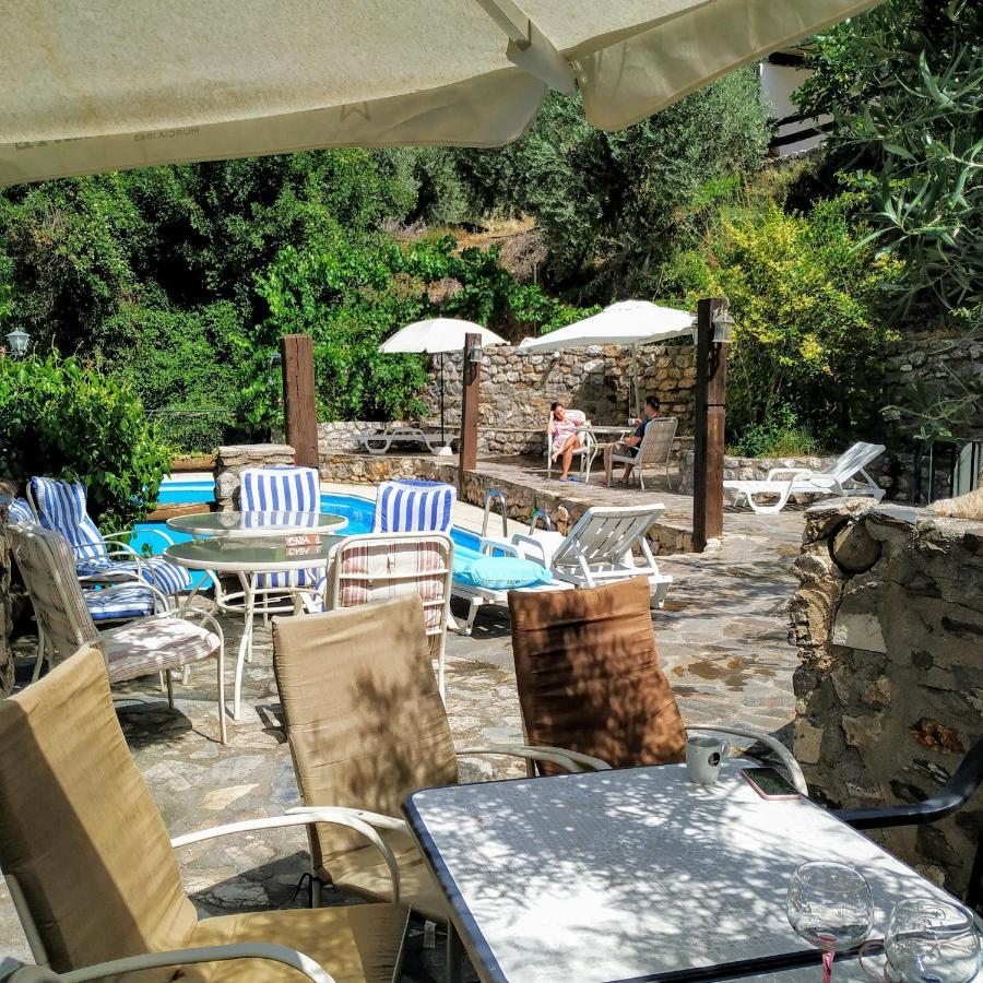 Cortijo La Solana Pensionat Güéjar Sierra Eksteriør billede